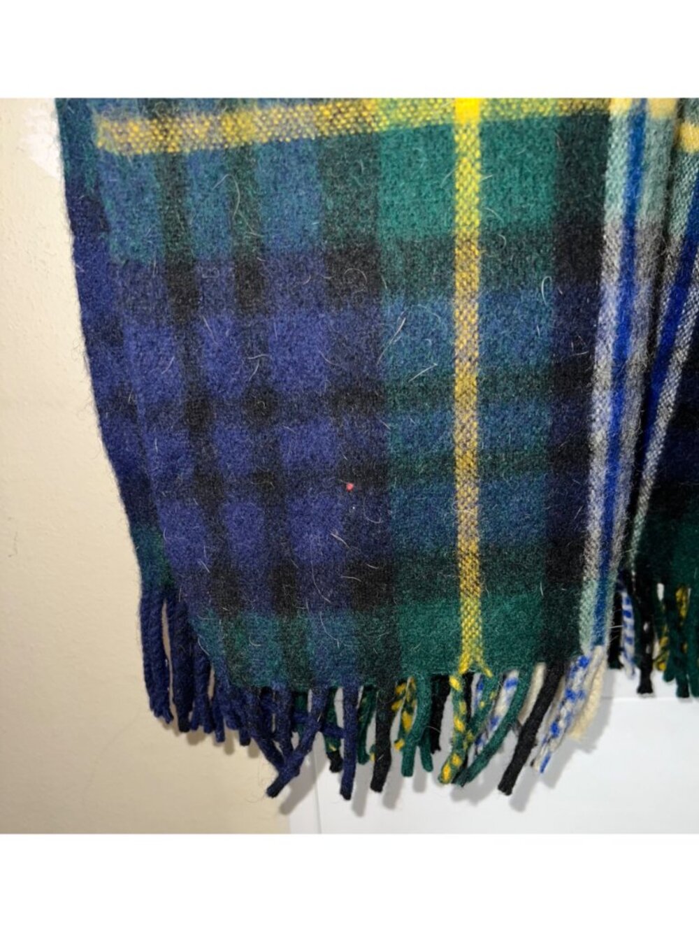 Vintage Wool Plaid Blanket Fringe Made In England Strawbridge & Clothier Tartan - Picture 2 of 7